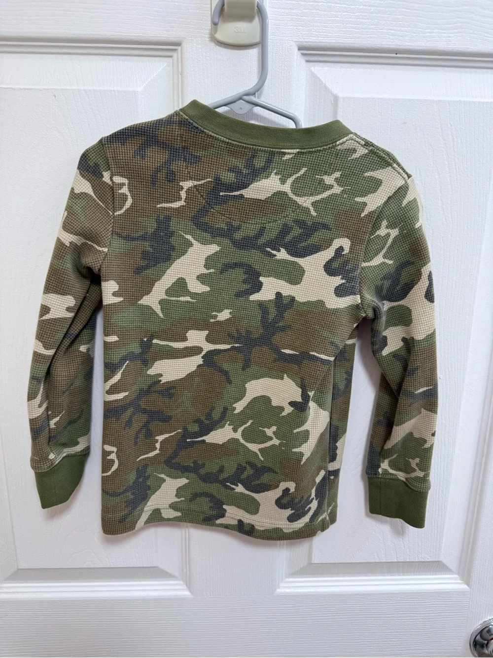 Jordan Kids' Camo Long-Sleeve Thermal Top - Green, Size 5